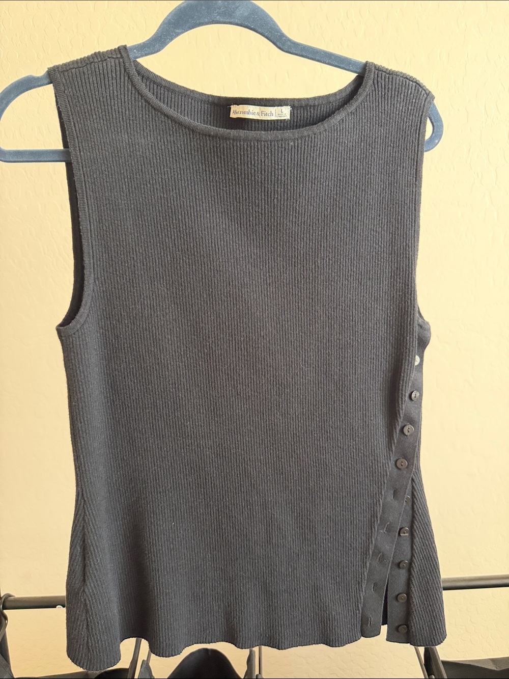 Abercrombie & Fitch Black Ribbed Sleeveless Tank with Side Buttons